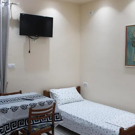 29 Apartment